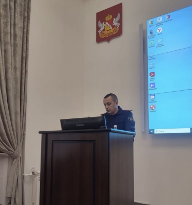 Сотрудник регионального следственного управления СК России принял участие в совещании с руководителями образовательных учреждений