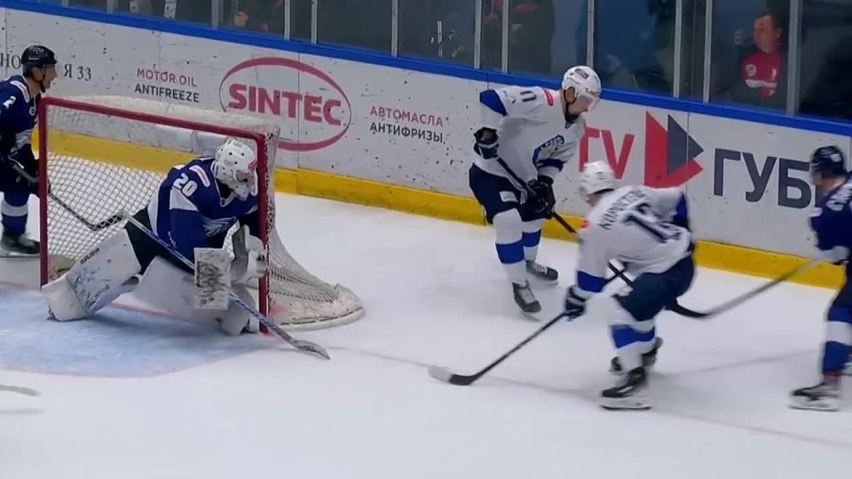 «Буран» обыграл по буллитам «Рязань-ВДВ»