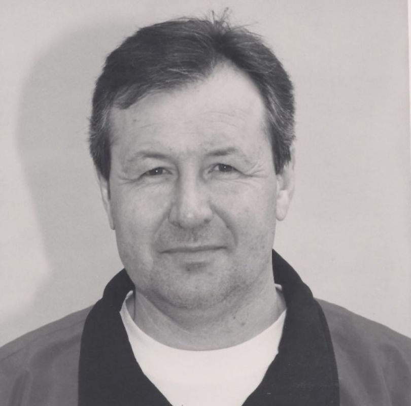 Прощание с бывшим тренером воронежского «Факела» Сергеем Крестененко пройдёт в среду