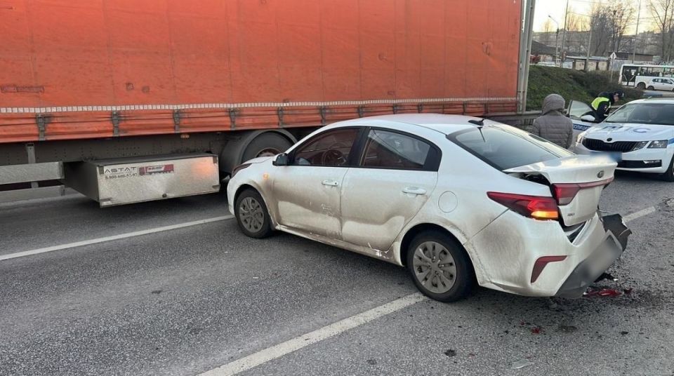 Появились подробности массовой аварии собравшей огромную пробку в одном из районов Воронежа