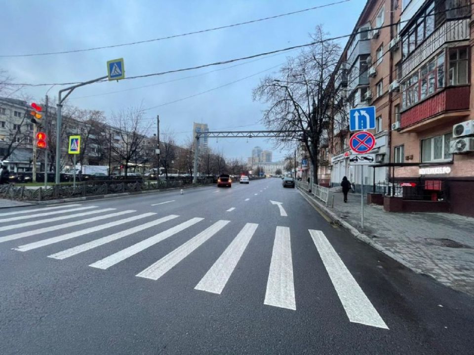 В больницу попала 49-летняя женщина, которую сбил «Шевроле» на Кольцовской