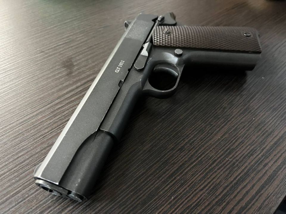 Неправильная парковка в селе под Воронежем обернулась стрельбой и уголовным делом