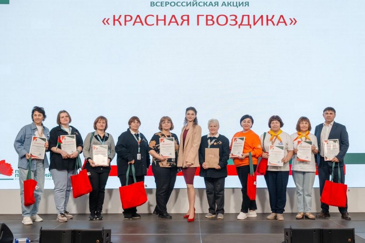 Алексей Чернов организовал поездку воронежских «серебряных» волонтеров на форум «Молоды душой»