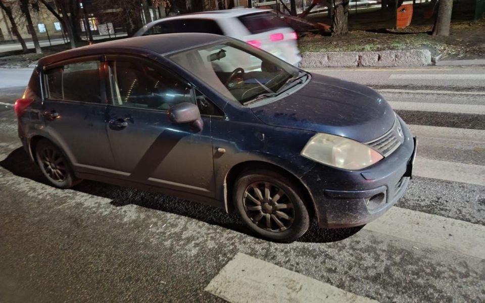 В Воронеже водитель Nissan сбил школьницу на пешеходном переходе