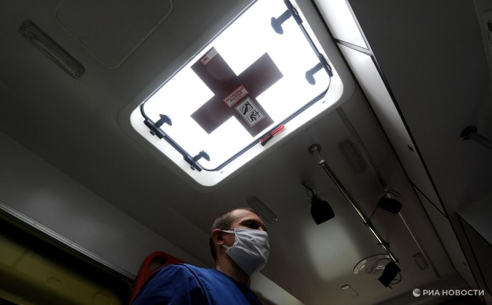 В Воронеже автобус столкнулся с легковушкой, один человек погиб