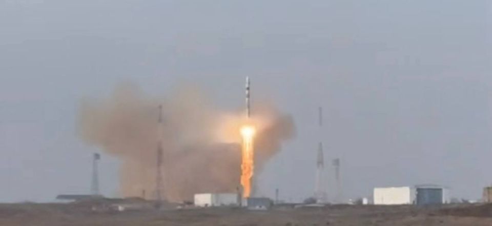 Ракета-носитель с воронежским двигателем стартовала с космодрома Байконур в Казахстане