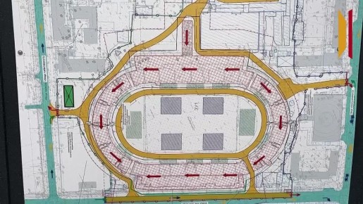 В здании бывшего фан-шопа «Факела» работает общественная приемная