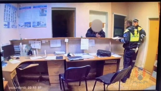 Едва удержался на ногах при виде сотрудников Госавтоинспекции водитель в Воронежской области