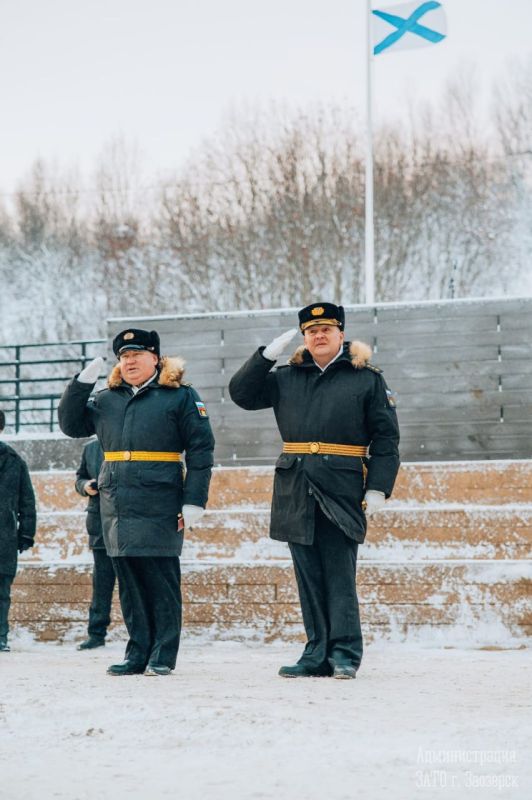 Поздравление 11-й дивизии атомных подводных лодок Северного флота