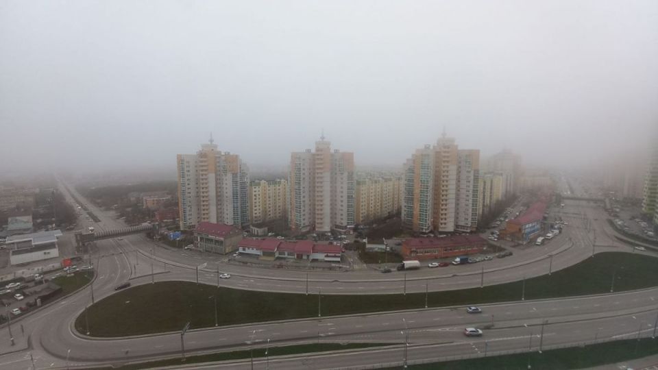 Густой туман опустился на Воронеж воскресным утром