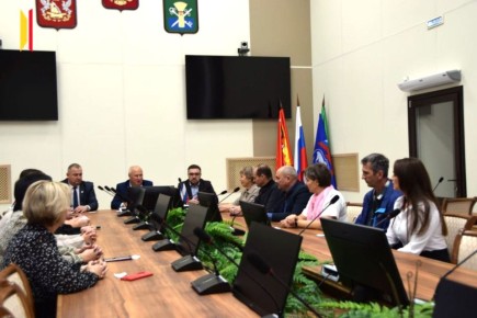 Сергей Потапов поздравил работников сельскохозяйственной отрасли своего округа с профессиональным праздником