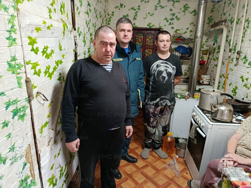 Жителям Аннинского района нaпомнили о правилах пожарной безопасности в отопительный период