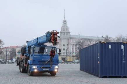 Мэрия Воронежа сообщила о начале монтажа новогоднего оформления на площади Ленина