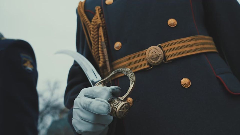 Сегодня, в День Неизвестного солдата, во главе делегации областной Думы почтил память всех защитников Отечества, чьи имена остались неизвестными