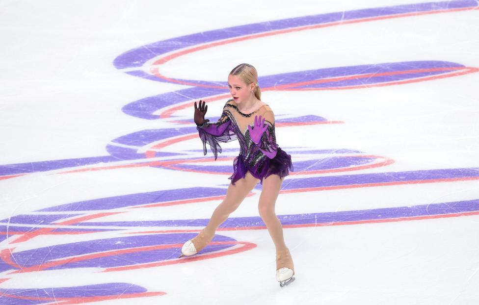 Мать Костылевой сообщила, какую сумму Плющенко заплатил за лечение фигуристки