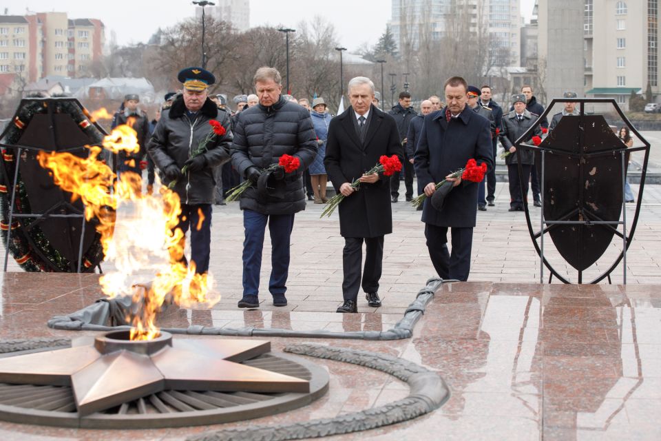 В Воронеже почтили память воинов, чьи имена остались неизвестными