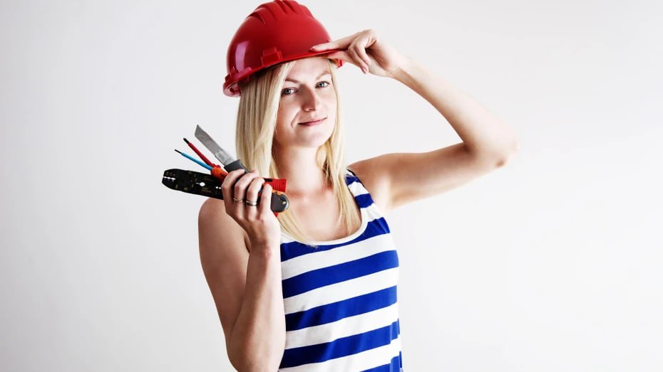 Перечень запрещенных для женщин профессий могут сократить не позже декабря 2027 года