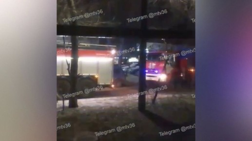 В Воронеже на проспекте Патриотов произошел пожар: пострадала 70-летняя женщина