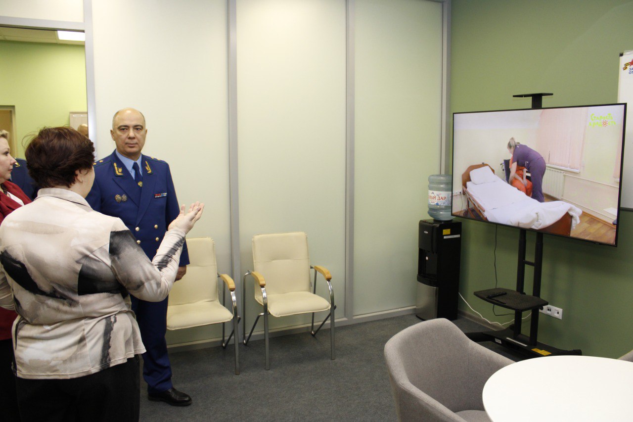 Прокурор области Валерий Войнов ознакомился с работой филиала Государственного фонда поддержки участников специальной военной операции «Защитники Отечества» по Воронежской области, осмотрел помещения, условия приема и...