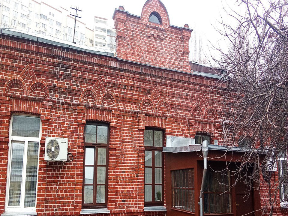 В Воронеже отреставрировали построенный полтора века назад «Флигель семинарского общежития»