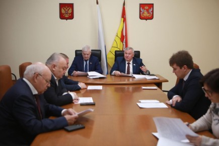 Состоялось заседание Комитета по транспорту, дорожному хозяйству и безопасности