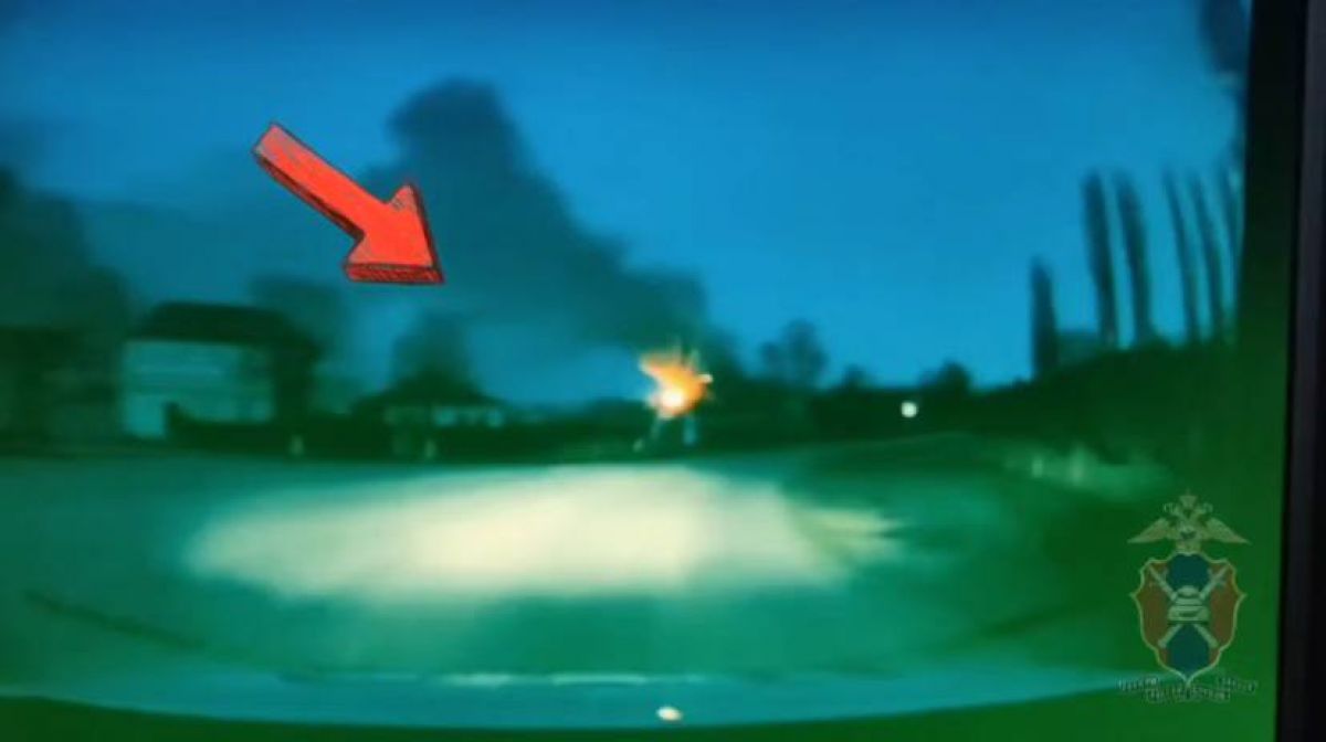 В Воронежской области патрульные спасли жительницу во время пожара