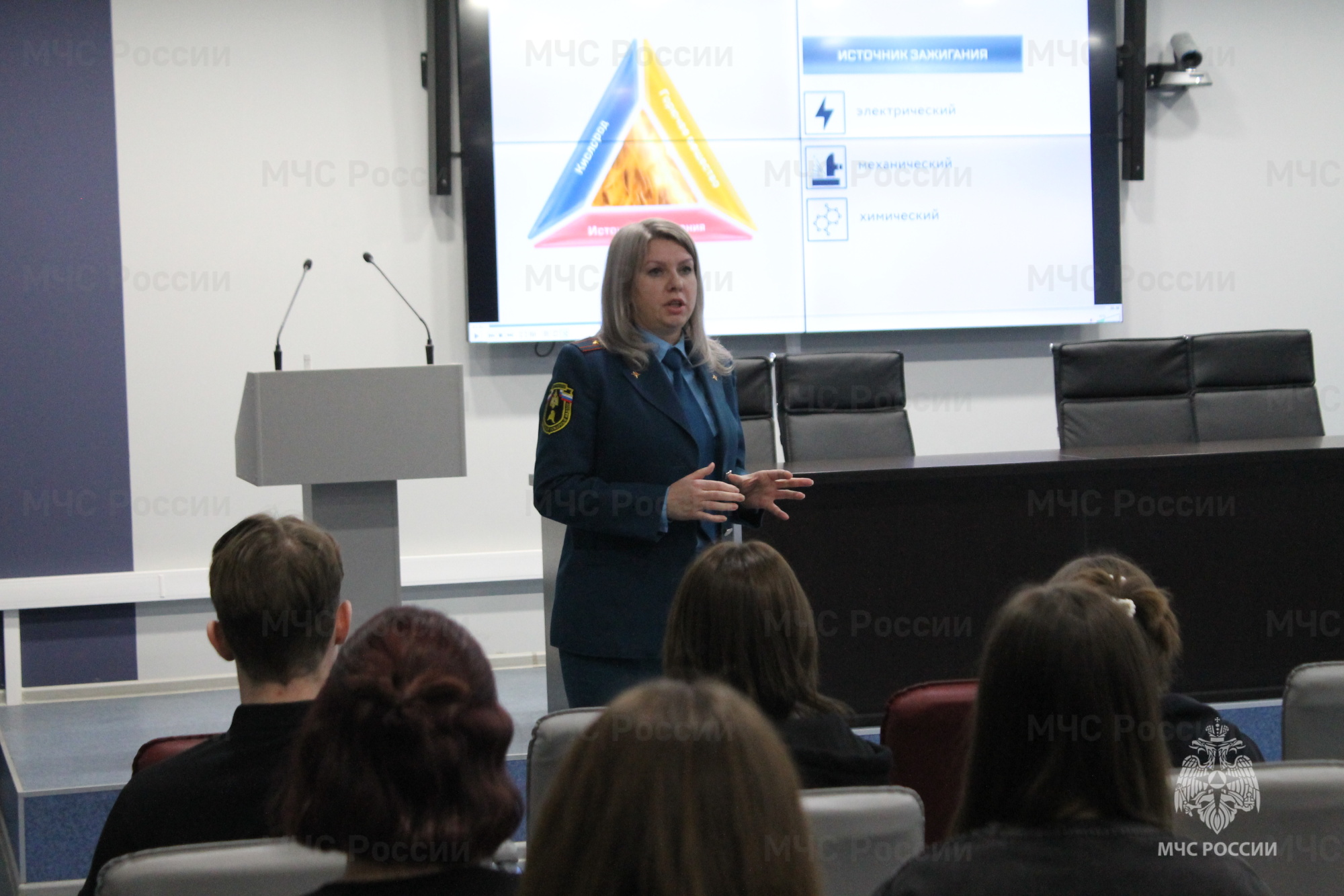 Профилактика со студентами Воронежского государственного педагогического университета