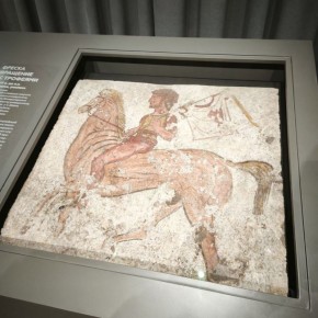 В Воронежский музей вернули древнегреческую фреску, прошедшую реставрацию в Москве