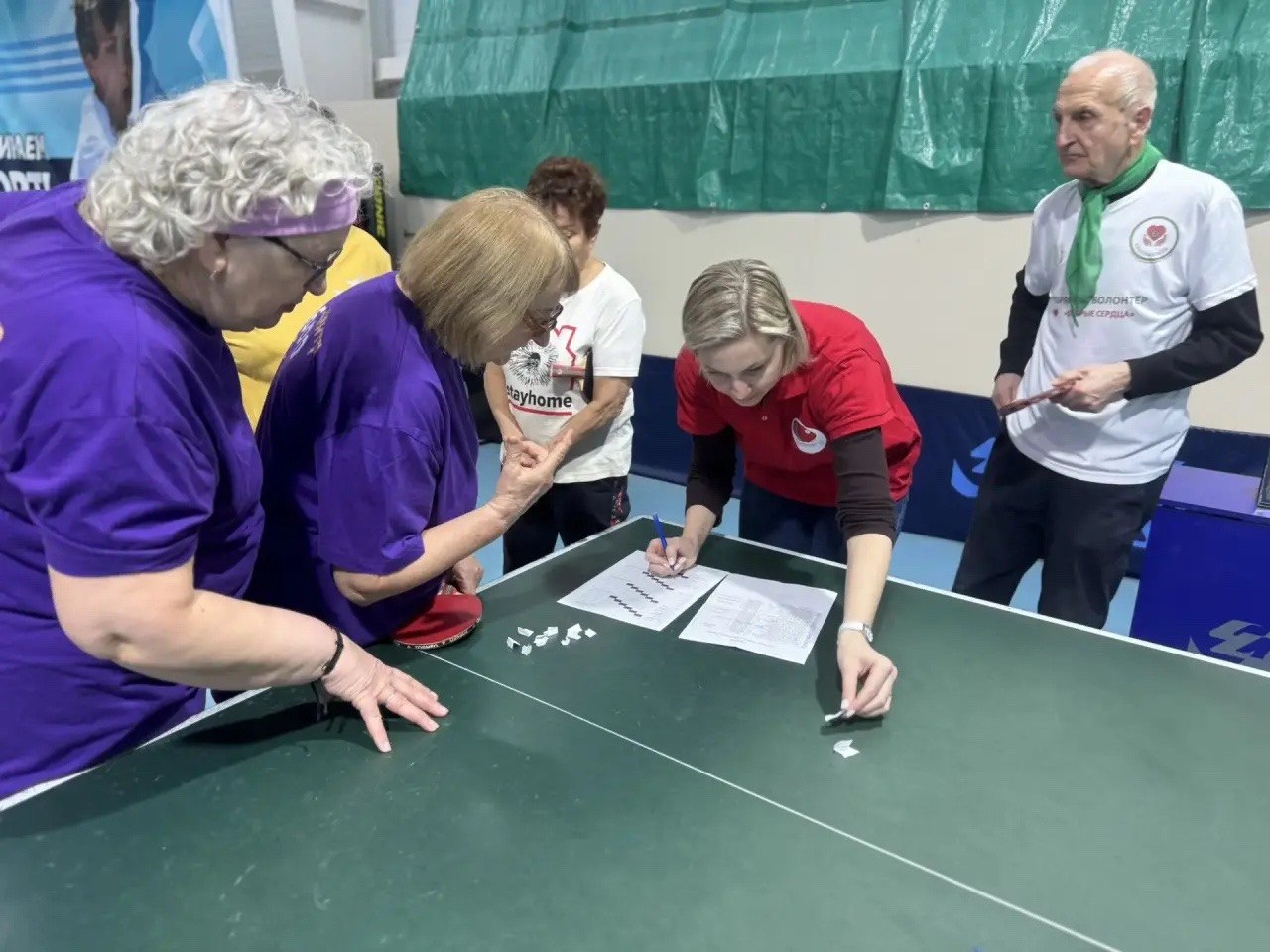 Сегодня состоялось открытие городского турнира по настольному теннису для старшего поколения
