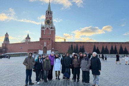 Ольга Ортина организовала экскурсионную поездку для школьников из Подгоренского района