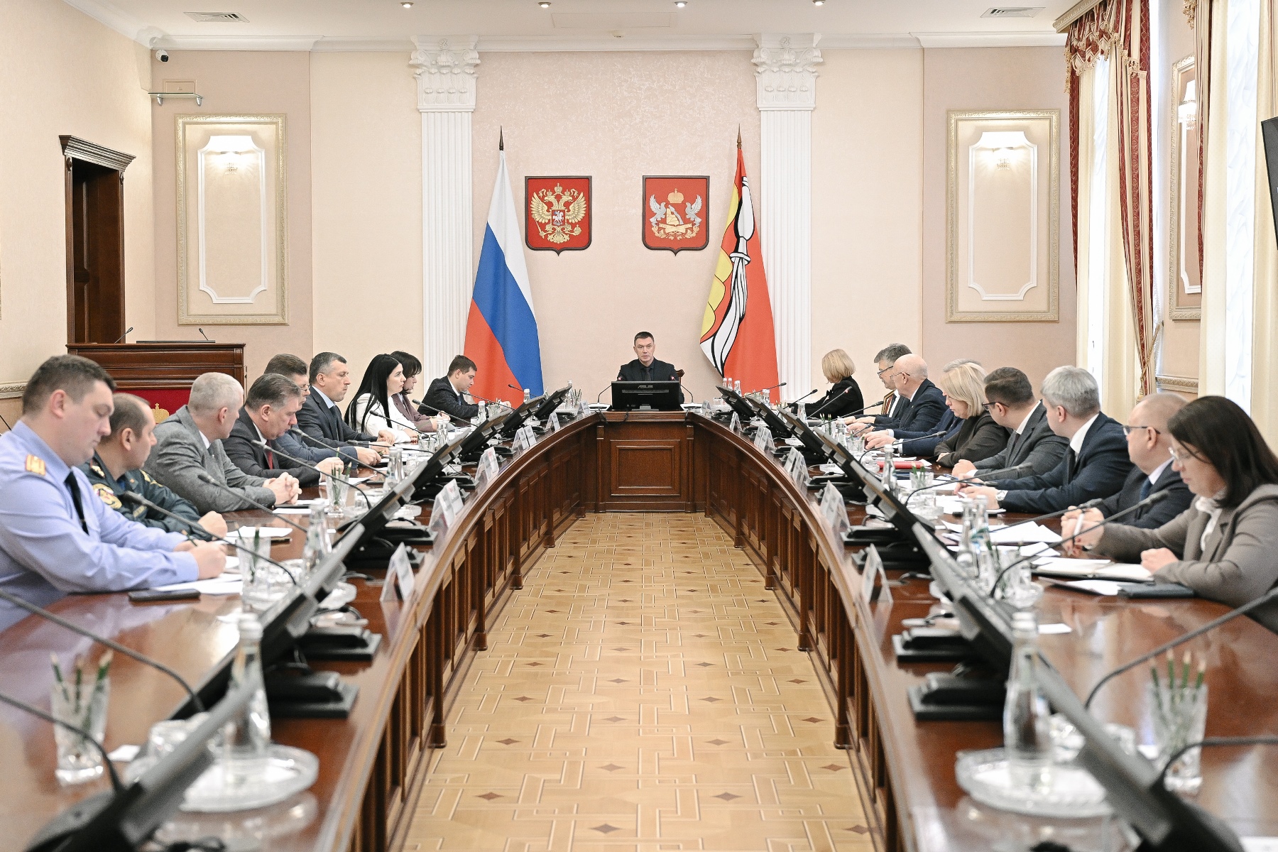 Депутаты облдумы приняли участие в заседание комиссии по вопросам межнациональных отношений