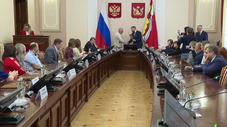 В региональном правительстве выявили самые «Золотые руки»