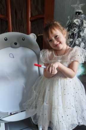 Личный состав аппарата директора и аппарата заместителей директора во главе с начальником Управления делами ФСИН России генерал-майором внутренней службы Дмитрием Шароватовым принял участие в благотворительной акции "Елка желаний"