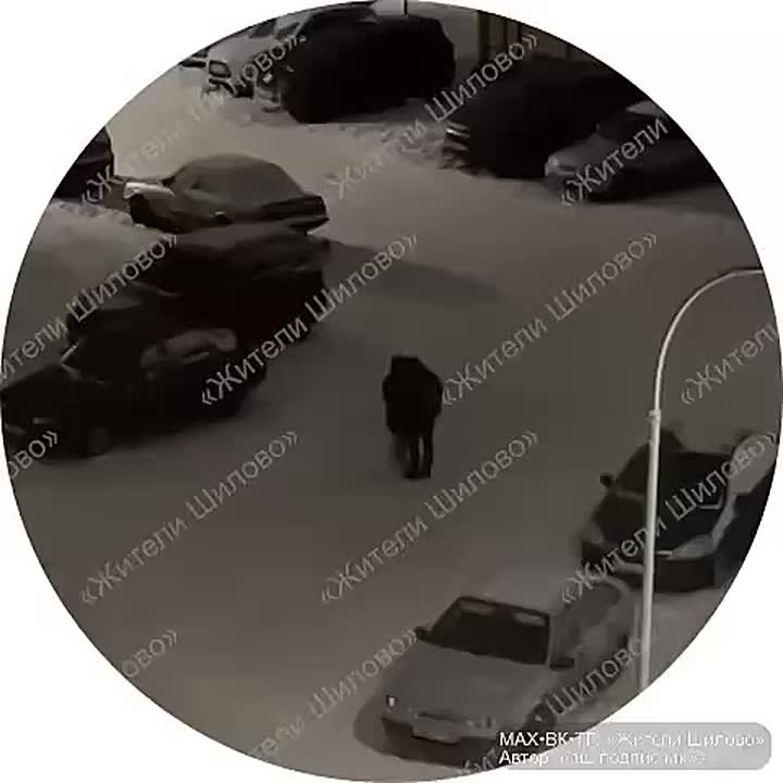 В микрорайоне Шилово неизвестные ночью под окнами многоэтажек взрывали петарды