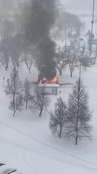 Невероятно, что в такую погоду кто-то горит