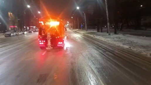 Работа комбината благоустройства на улично-дорожной сети района не останавливается