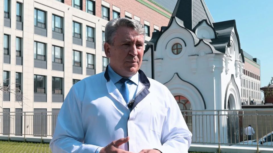 Сегодня доктор медицинских наук, профессор, заслуженный врач РФ, главный внештатный онколог министерства здравоохранения Воронежской области Иван Петрович Мошуров был назначен и.о. ректора ВГМУ им. Н.Н. Бурденко, с чем...