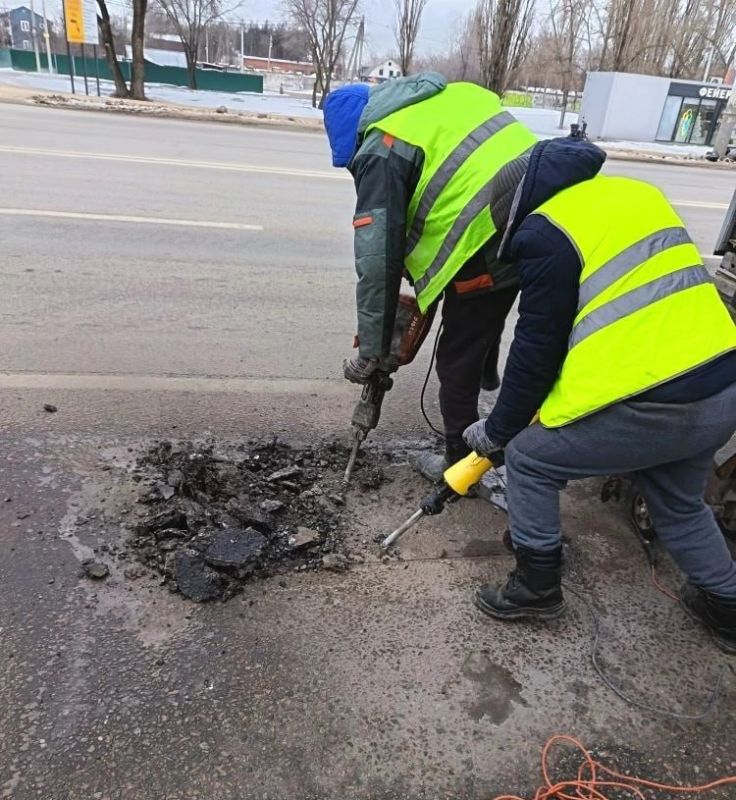 Ремонт дорог: работаем на Новосибирской и Балашовской!