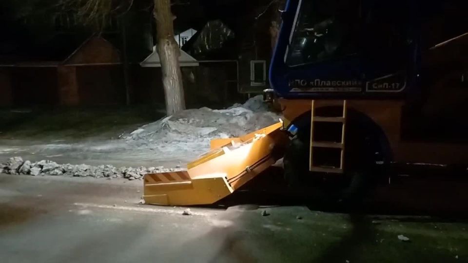 #уборка_Воронежа ночью с 16 на 17 января