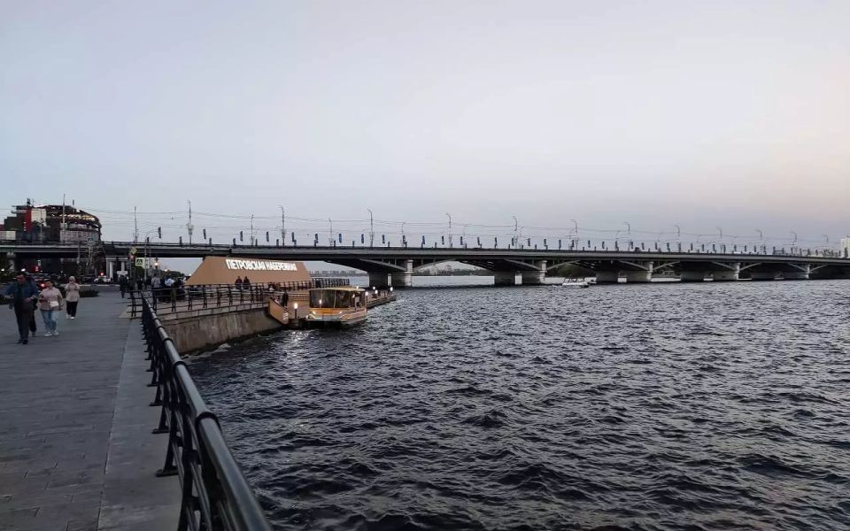 Прокуроры выявили многократное превышение концентрации вредных веществ в стоках, сбрасываемых в Воронежское водохранилище