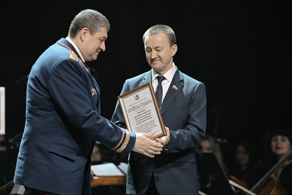 Сотрудники Следственного управления СК России по Воронежской области отмечены наградами регионального парламента