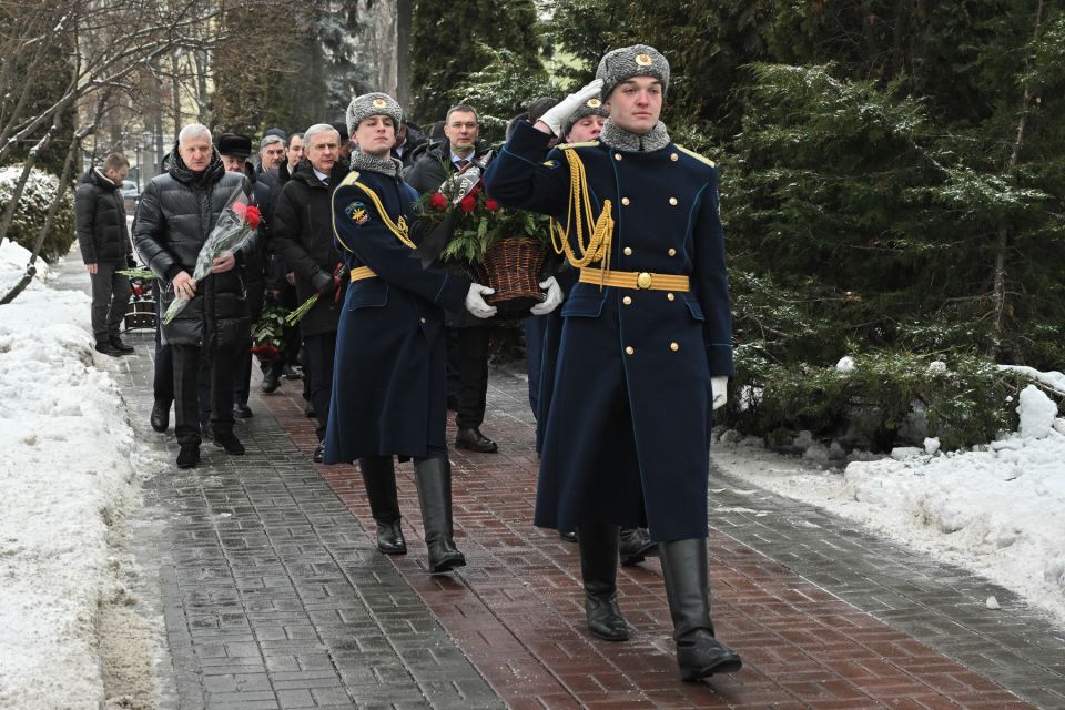 В Воронеже почтили память выдающегося руководителя региона Виталия Воротникова