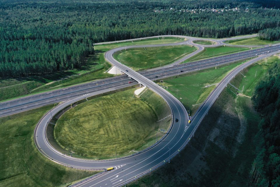 Более 310 км федеральных дорог расширили до четырех и более полос в 2025 году