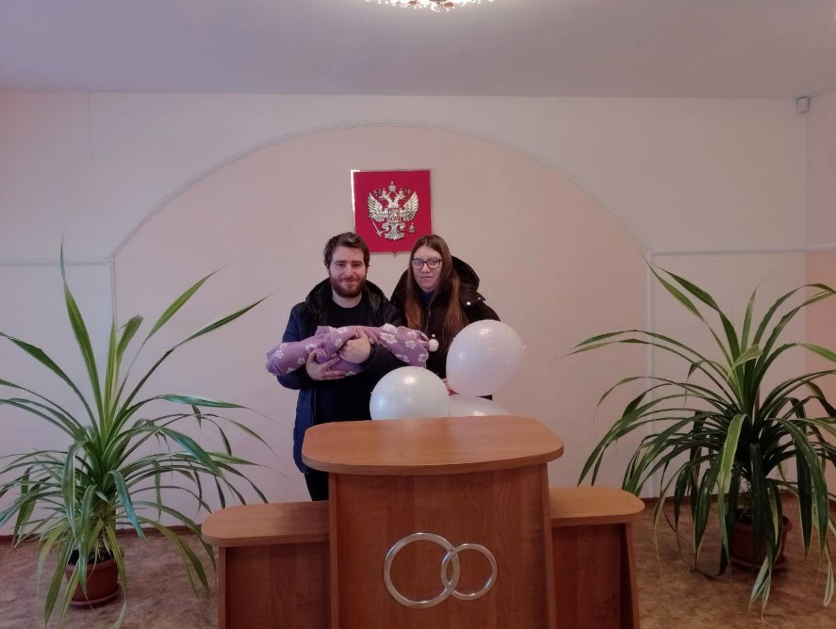 В Репьёвском районе родился первый малыш в году