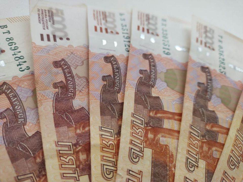 Эксперты выяснили, на что чаще тратит молодежь