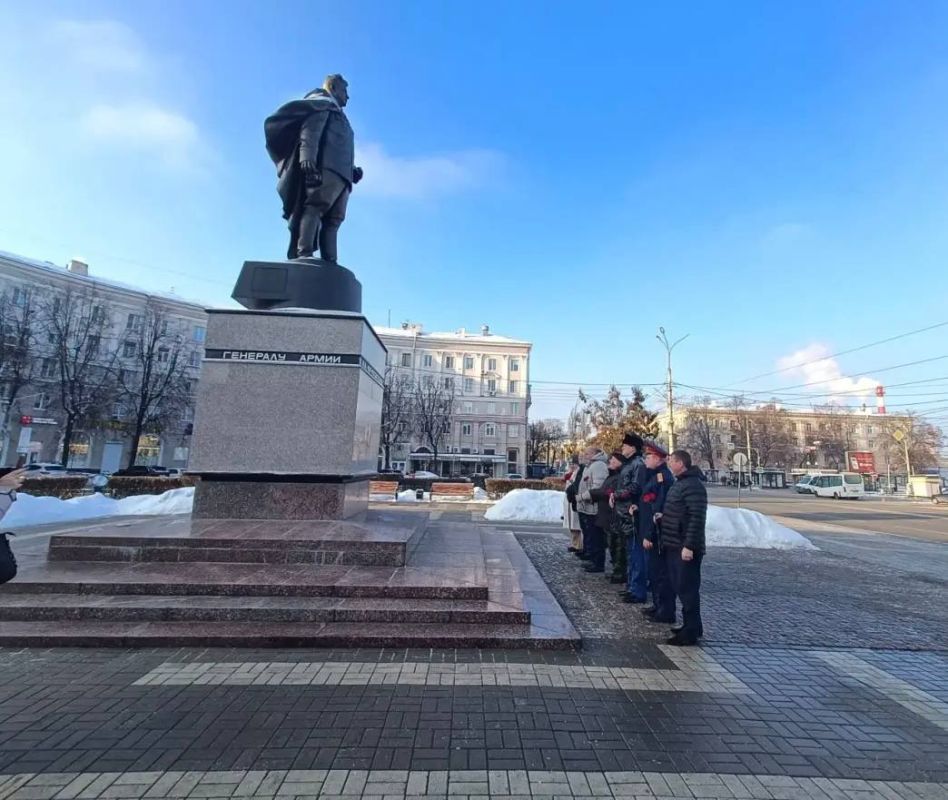 В Центральном районе прошли памятные мероприятия, приуроченные к годовщине освобождения Воронежа от немецко-фашистских захватчиков