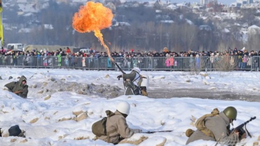 На военно-историческую реконструкцию «Битва за Воронеж» пришли посмотреть 3,5 тыс зрителей