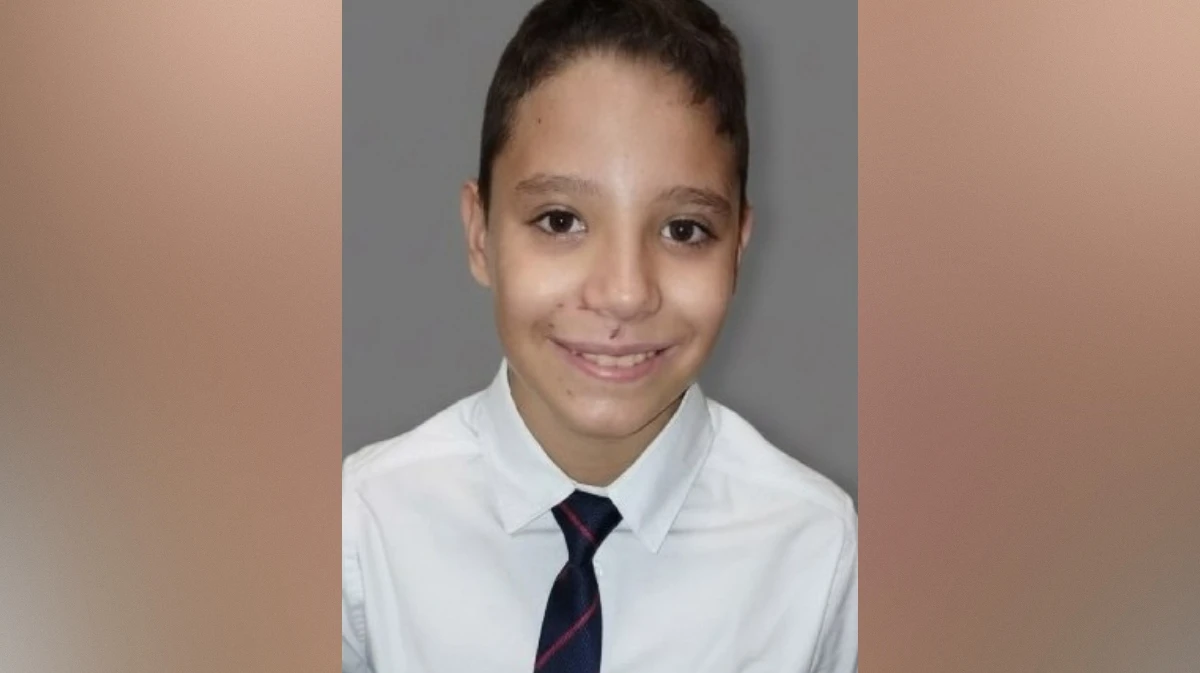 В Воронеже волонтеры ищут 13-летнего темноволосого парня