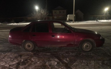 В Бутурлиновке ночью молодой человек, находясь подшофе за рулем автомобиля Daewoo Nexia, совершил наезд на лежащего на проезжей части 46-летнего местного жителя