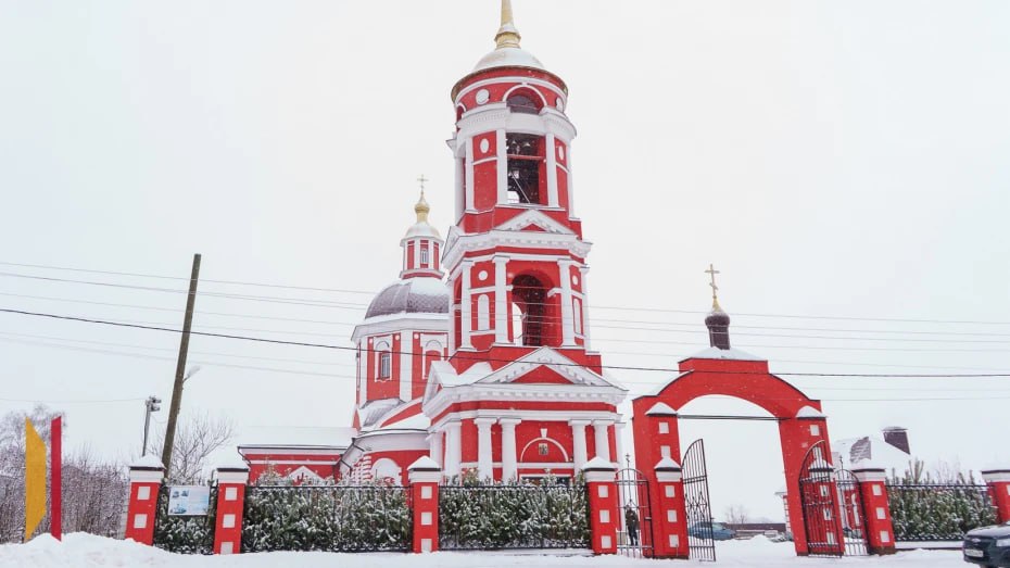 Свято место. В новоусманском селе почти век спустя возродили из руин храм Михаила Архангела